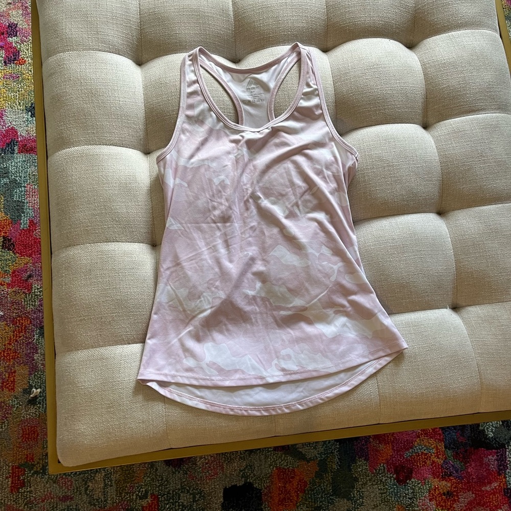 Workout tank top